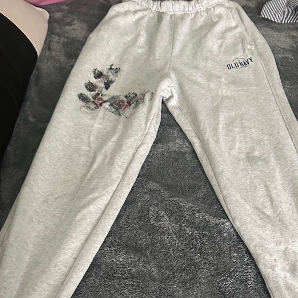 Old Navy Light Gray Kids Sweatpants with Print